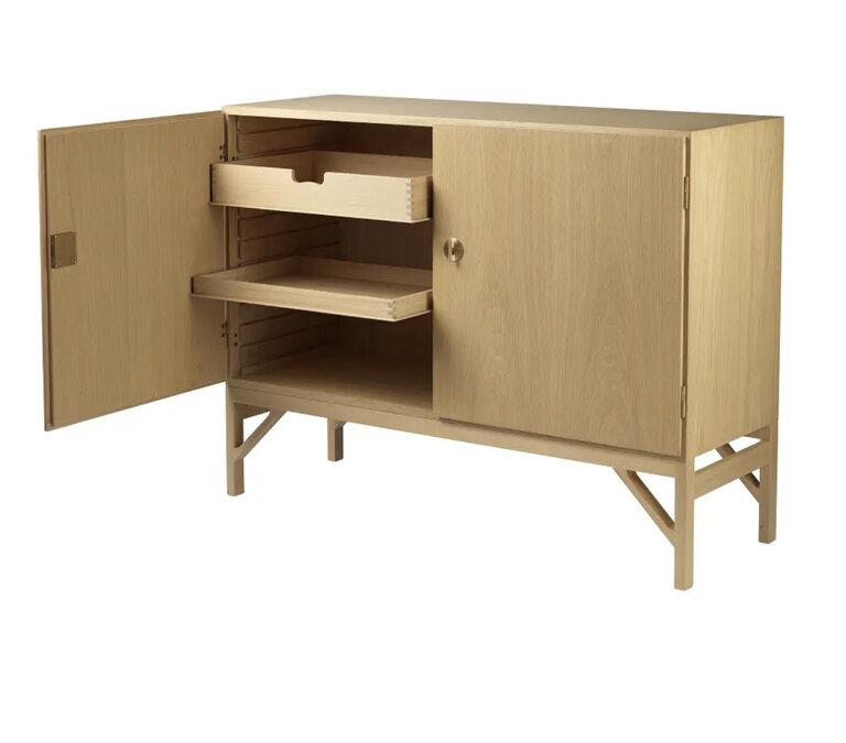 IN STOCK SHOWROOM FD Møbler A232 Børge Mogensen Cabinet  with imperfections
