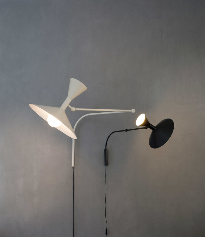 Nemo  Showroom Nemo le Corbusier Lampe de Marseille