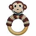 Sindibaba Rattle Monkey on wooden ring brown