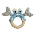 Sindibaba Rattle crab on wooden ring   blue