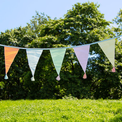 Talking Tables Bunting Fabric We Heart Pastels