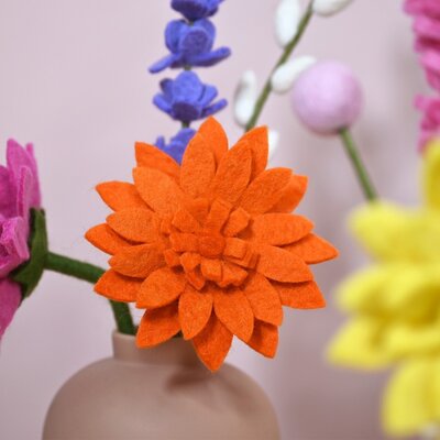 Sjaal met Verhaal Felt Flower Craspedia pastel assorti