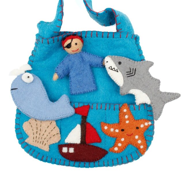 Felt Bag with Finger Dolls  In de Zee