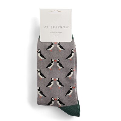 Miss Sparrow Männer-Socken Bamboo Kissing Puffins grey