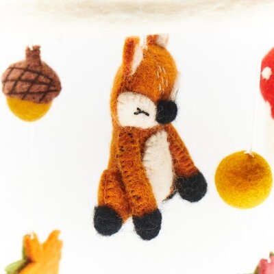 Sjaal met Verhaal Felt Mobile Bos Vos