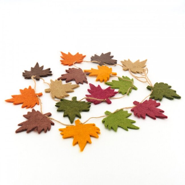 Felt Garland Esdoornblad