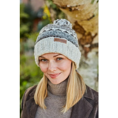 Pachamama Beanie Bobble Roll Back Fairisle natural