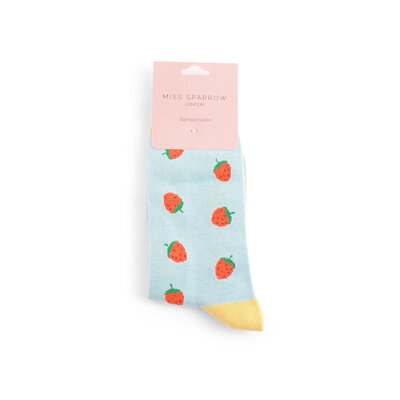 Miss Sparrow Socken Bamboo Strawberries Sky