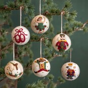 Sjaal met Verhaal Felt Christmas Hanger Bal Notenkraker assorti
