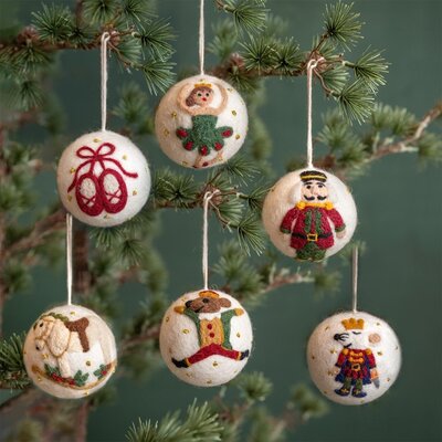 Sjaal met Verhaal Felt Christmas Hanger Bal Notenkraker assorti