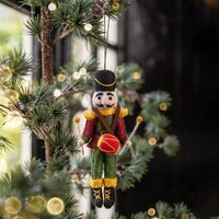 Sjaal met Verhaal Filz Weihnachtshänger Notenkraker