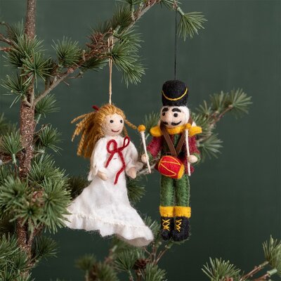 Sjaal met Verhaal Felt Christmas Hanger Notenkraker