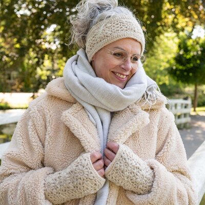 Sjaal met Verhaal Headband Granny Square beige