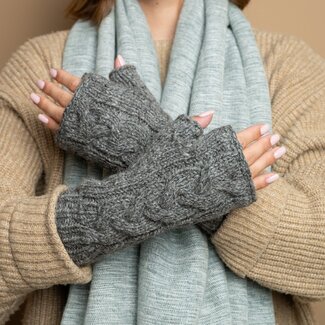 Sjaal met Verhaal Handwarmer Cable grey