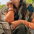 Sjaal met Verhaal Handwarmer Cosy unisex cognac