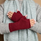 Sjaal met Verhaal Handwarmer Cosy unisex bordeaux