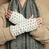 Sjaal met Verhaal Handwarmer Lovely beige