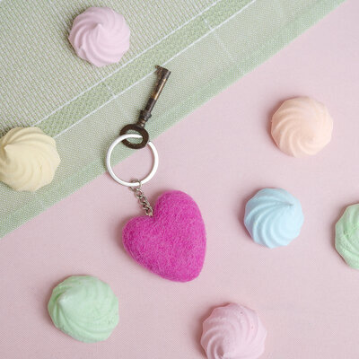 Sjaal met Verhaal Felt Key Ring Hart assorti