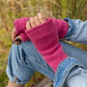 Sjaal met Verhaal Handwarmer Cosy unisex fuchsia