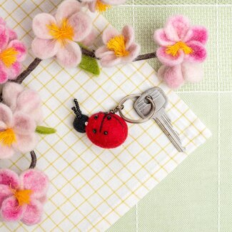 Sjaal met Verhaal Felt Key Ring Lieveheersbeestje