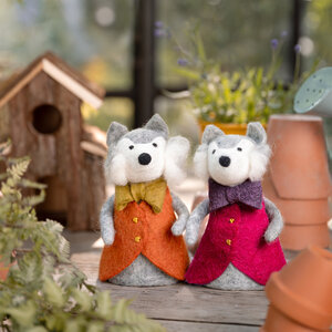 Sjaal met Verhaal Felt Decoration Wolf Indian Summer