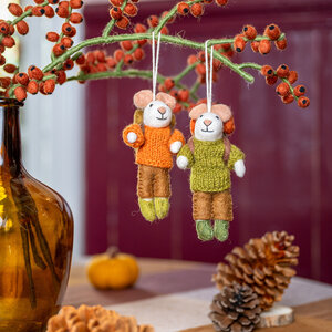 Sjaal met Verhaal Felt Hanger Muis Wandelaar