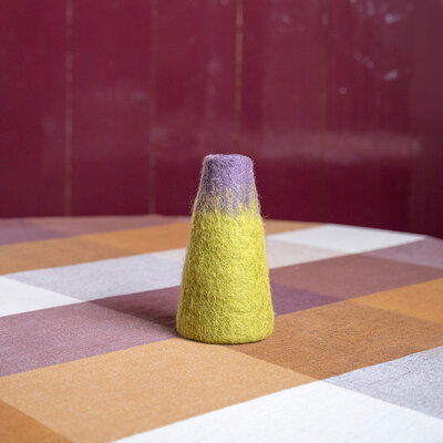 Sjaal met Verhaal Felt Vase Small paars/lichtgroen