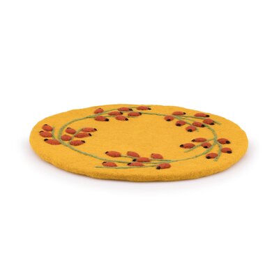 Sjaal met Verhaal Felt coaster 35 cm rond Rozenbottel