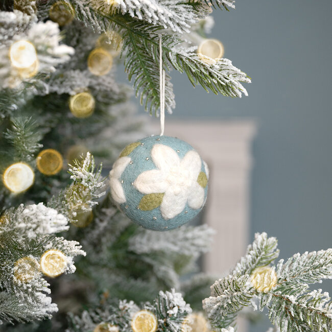 Felt Christmas Hanger Bal Kerstster ijsblauw