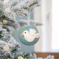 Sjaal met Verhaal Felt Christmas Hanger Bal Vredesduif ijsblauw