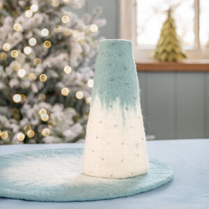 Sjaal met Verhaal Felt Vase Medium ijsblauw/wit