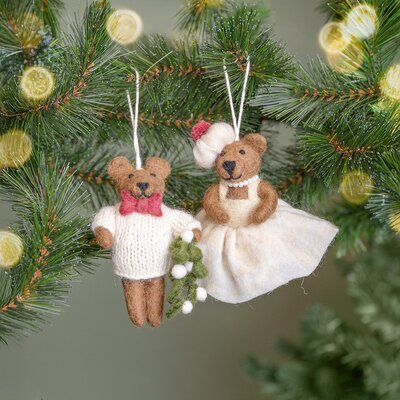 Sjaal met Verhaal Filz Weihnachtshänger Mevrouw Beer creme
