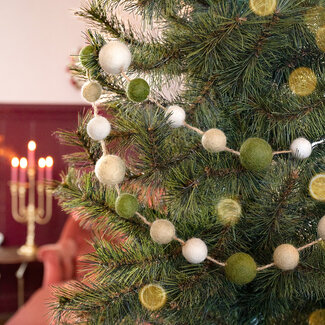 Sjaal met Verhaal Filzgirlande Viltballetjes Mixed Mistletoe