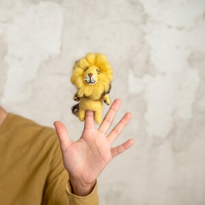 Sjaal met Verhaal Fingerpuppen Leeuw