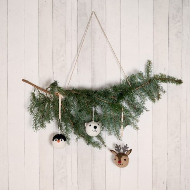 Felt Christmas Hanger Bal Winterdieren assorti