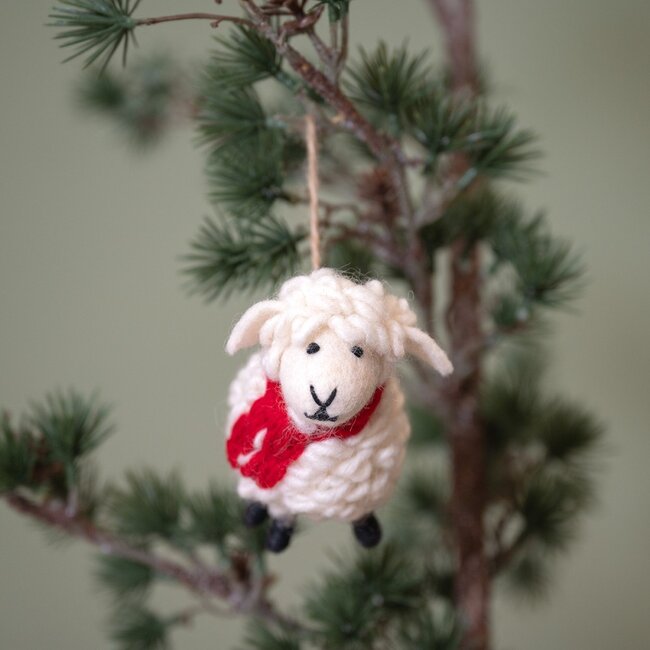Felt Christmas Hanger Schaap met rode Sjaal
