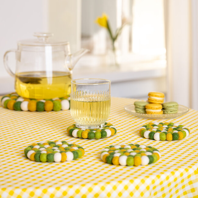 Felt Coaster 10 cm Rond Bolletjes groen-geel (set of 4)