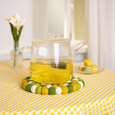 Sjaal met Verhaal Filz-Untersetzer  20 cm Rond Bolletjes groen-geel