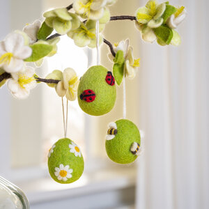 Sjaal met Verhaal Felt Hanger Ei lichtgroen assorti