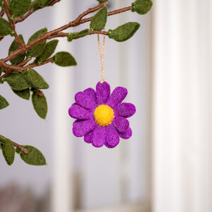 Sjaal met Verhaal Felt Hanger Margrietje violettinten assorti