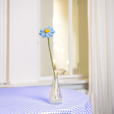 Sjaal met Verhaal Felt Flower Margrietje violettinten assorti