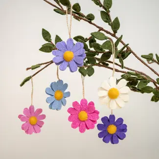 Sjaal met Verhaal Felt Hanger Margrietje violettinten assorti