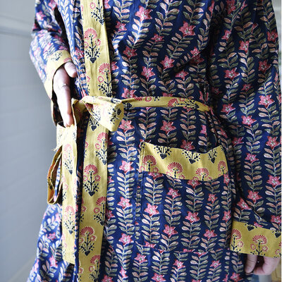 Powell Craft Dressing gown Lily navy & pink