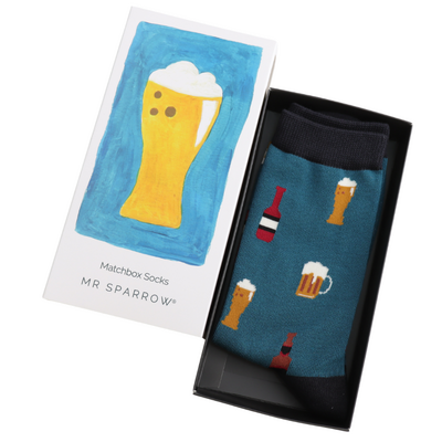 Miss Sparrow Männer-Socken Matchbox Here's to Beer