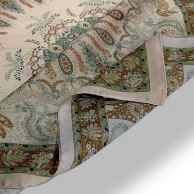 M&K Collection Schal Square Hertitage Medallion beige