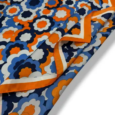 M&K Collection Schal Square Pop Floral orange