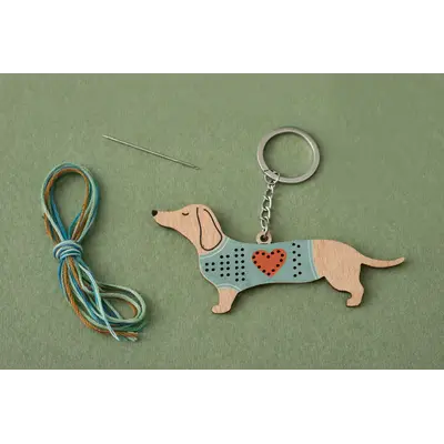 CGB Giftware Schlüsselanhänger Wooden Embroidery Sausage Dog