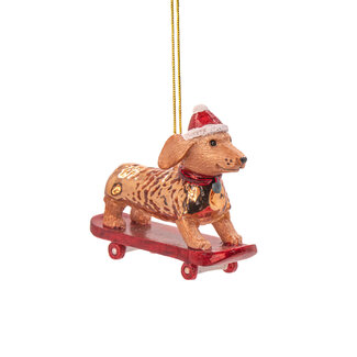Sass & Belle Weihnachtsdekoration Skateboarding Sausage Dog