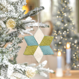 Sjaal met Verhaal Felt Christmas Hanger Ster Winterwonderland Patchwork