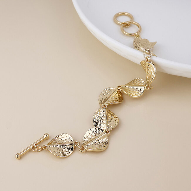 Gold plated Bracelet Ivy Hammered Twist Discs
